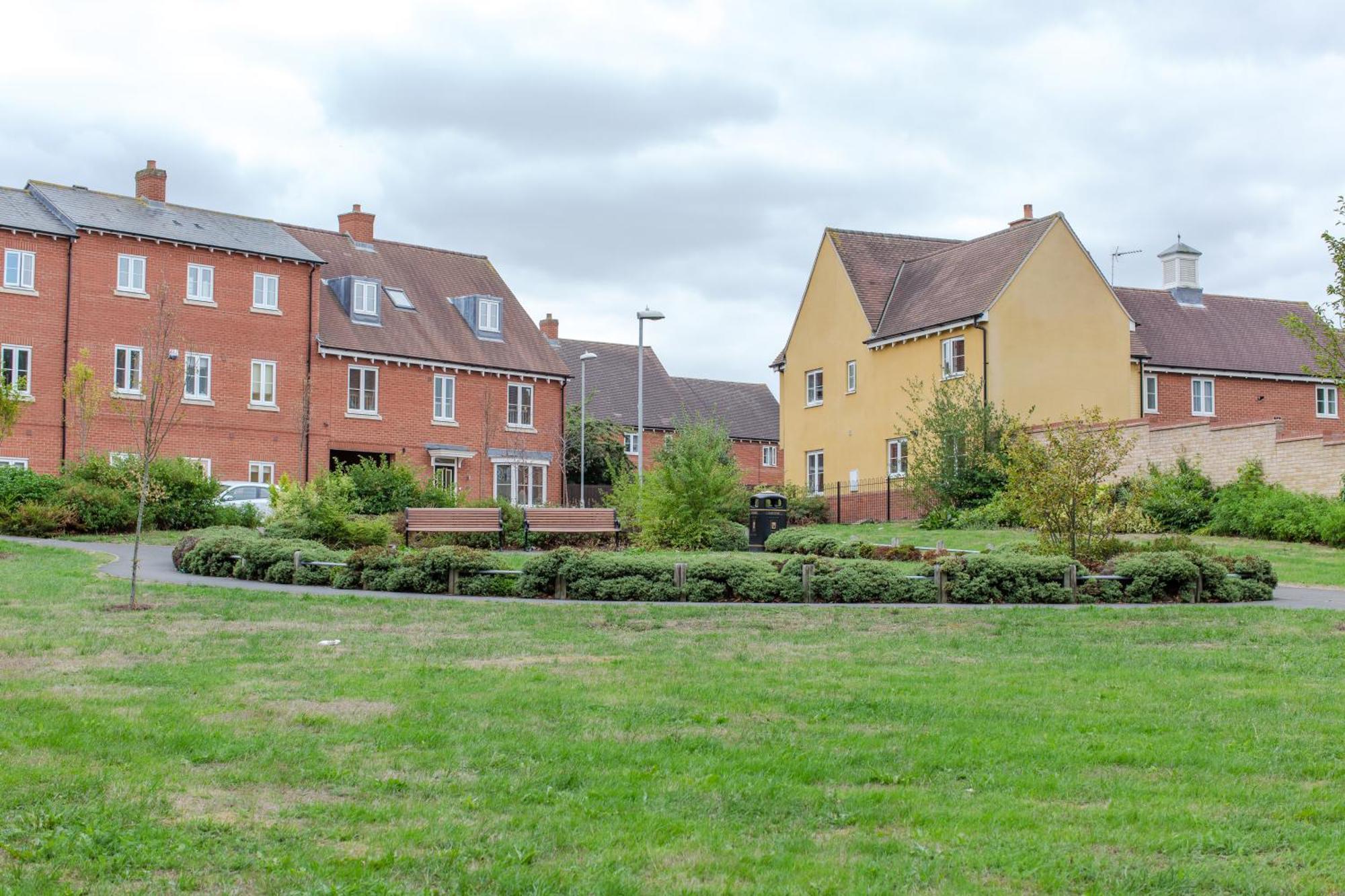 Catchpole Stays Abbey Field Apartment- A Lovely 2 Bed Apartment With Field Views Near Colchester Town Centre ภายนอก รูปภาพ
