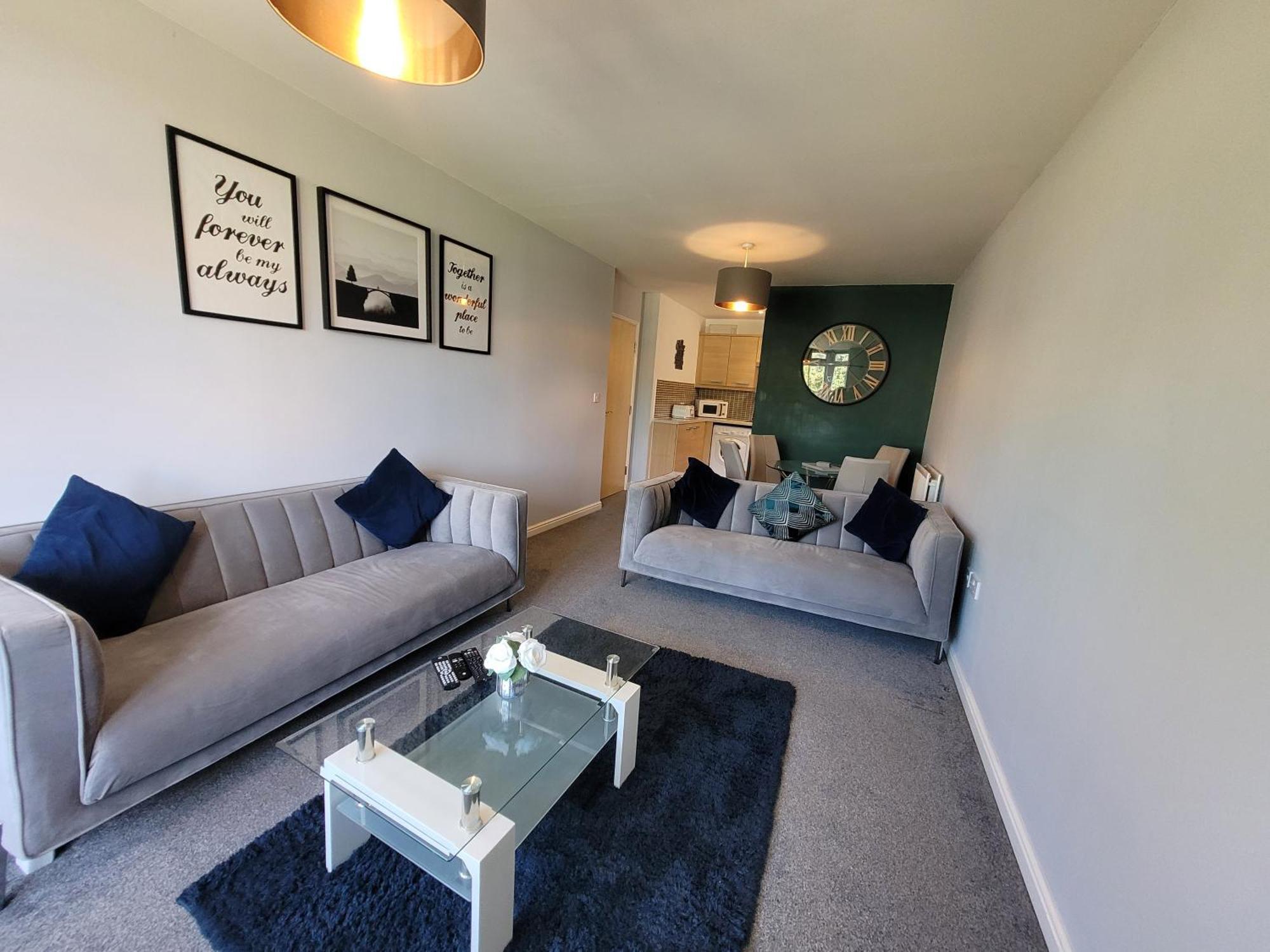 Catchpole Stays Abbey Field Apartment- A Lovely 2 Bed Apartment With Field Views Near Colchester Town Centre ภายนอก รูปภาพ