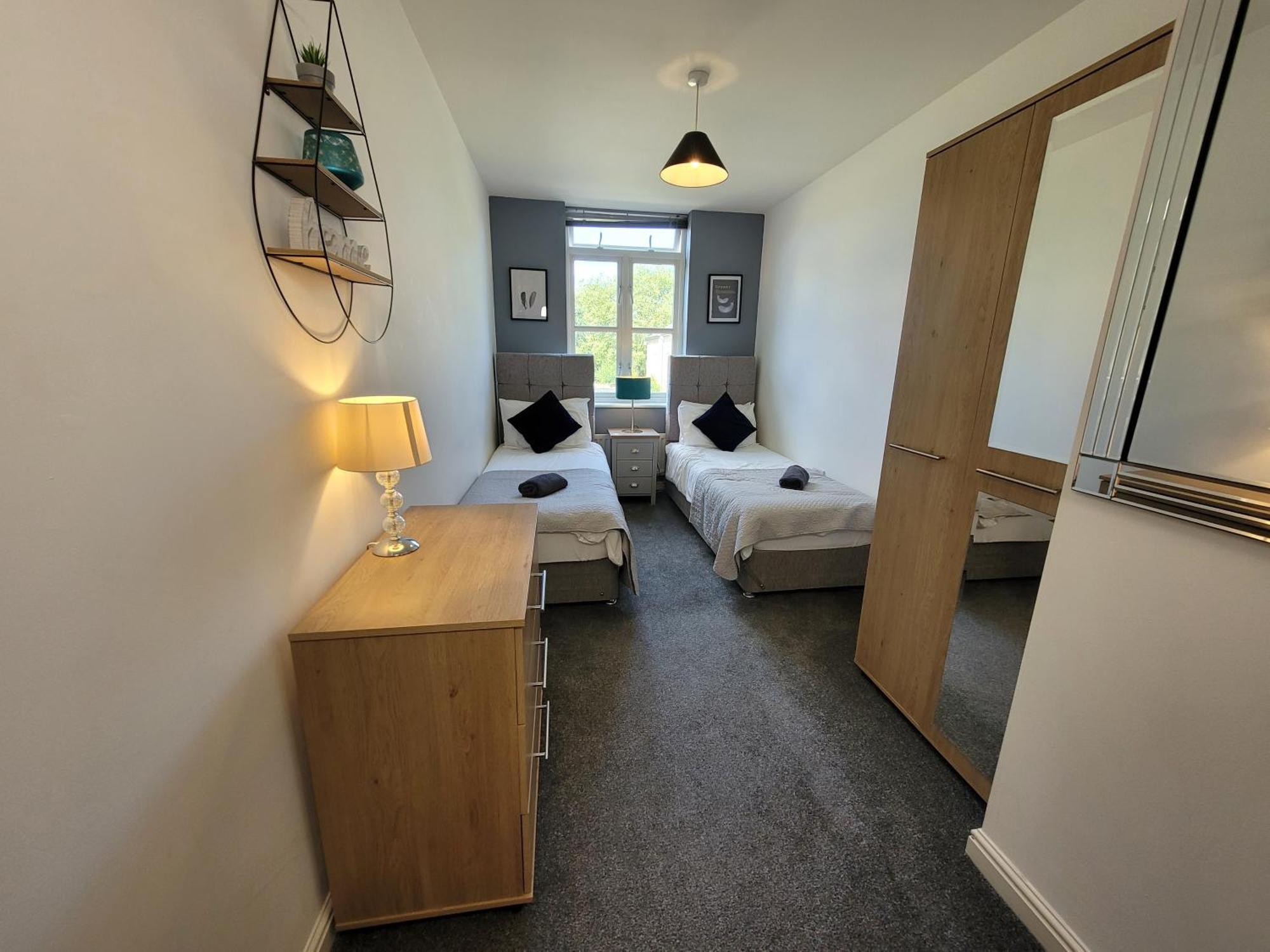 Catchpole Stays Abbey Field Apartment- A Lovely 2 Bed Apartment With Field Views Near Colchester Town Centre ภายนอก รูปภาพ