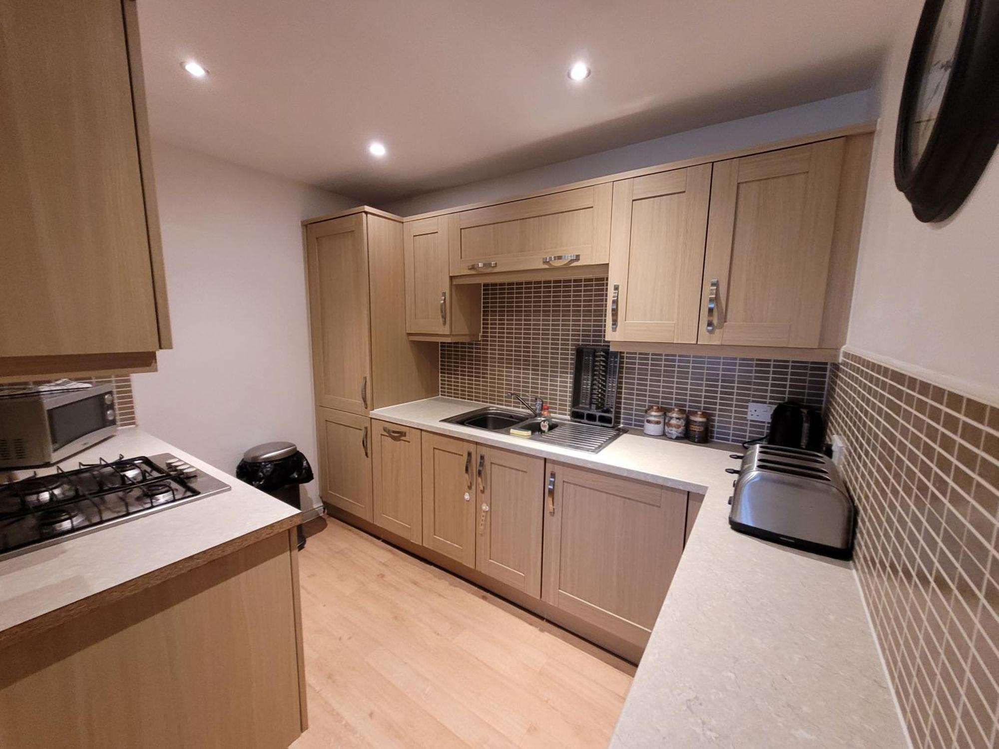 Catchpole Stays Abbey Field Apartment- A Lovely 2 Bed Apartment With Field Views Near Colchester Town Centre ภายนอก รูปภาพ