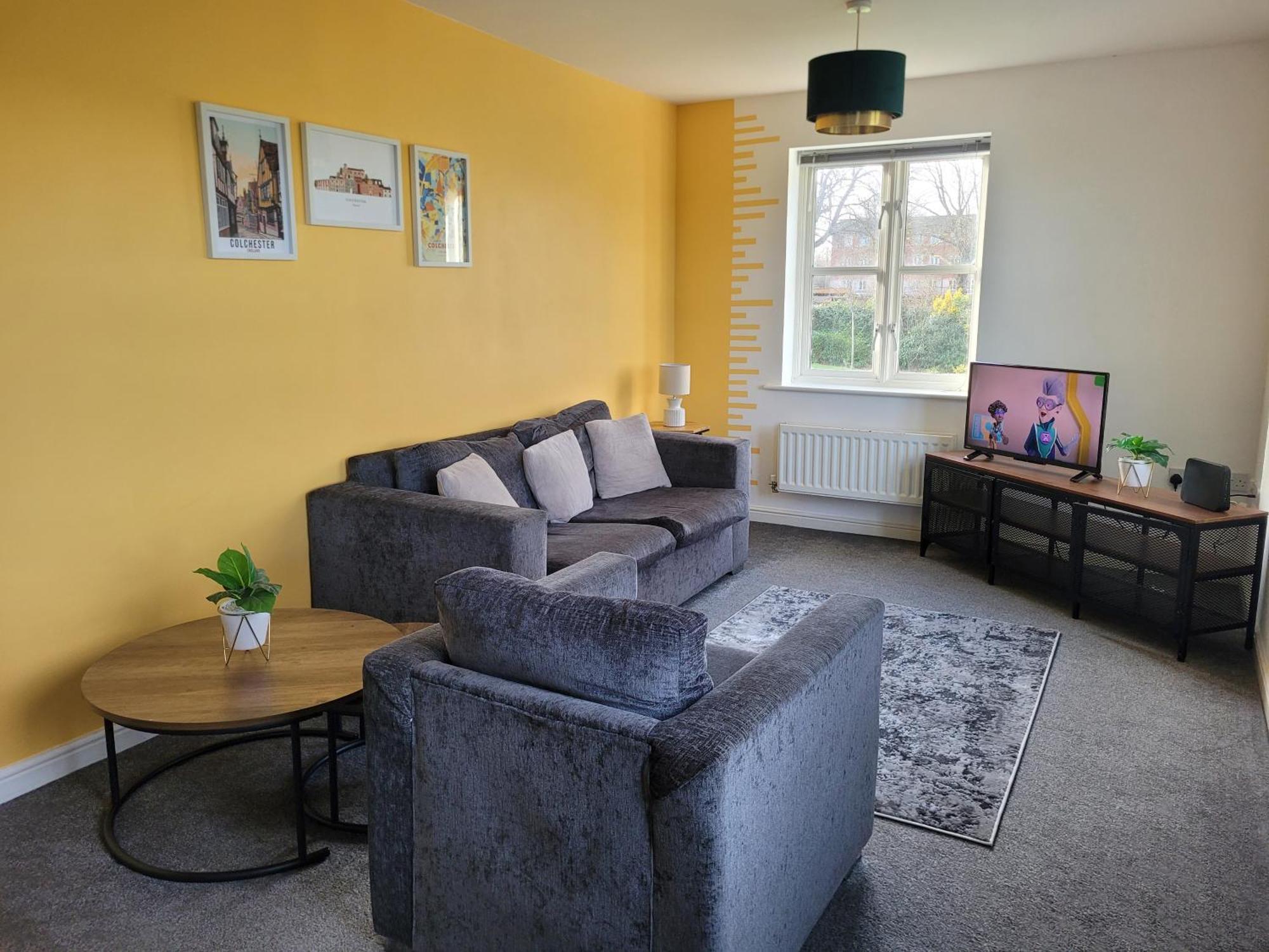 Catchpole Stays Abbey Field Apartment- A Lovely 2 Bed Apartment With Field Views Near Colchester Town Centre ภายนอก รูปภาพ