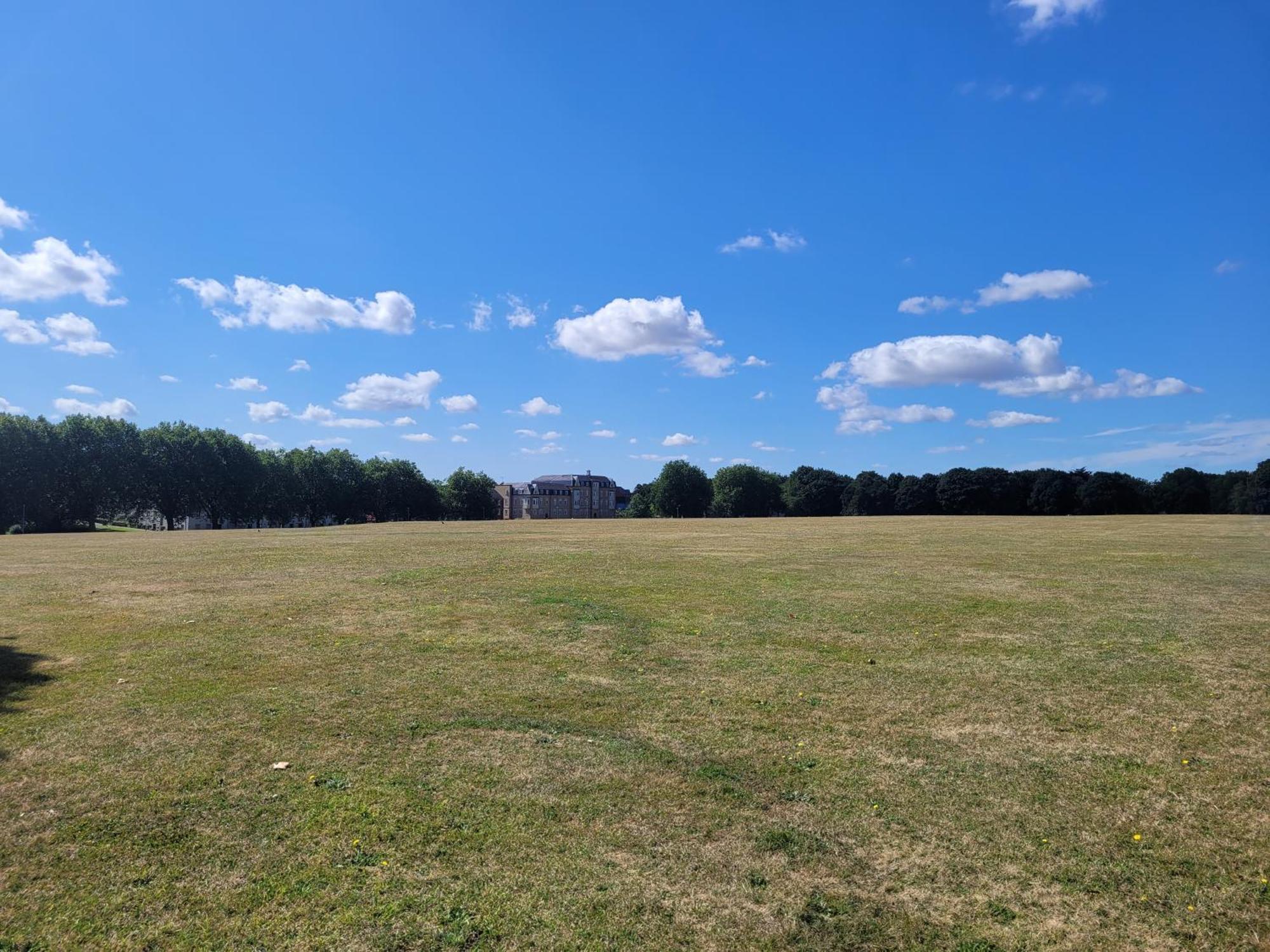 Catchpole Stays Abbey Field Apartment- A Lovely 2 Bed Apartment With Field Views Near Colchester Town Centre ภายนอก รูปภาพ