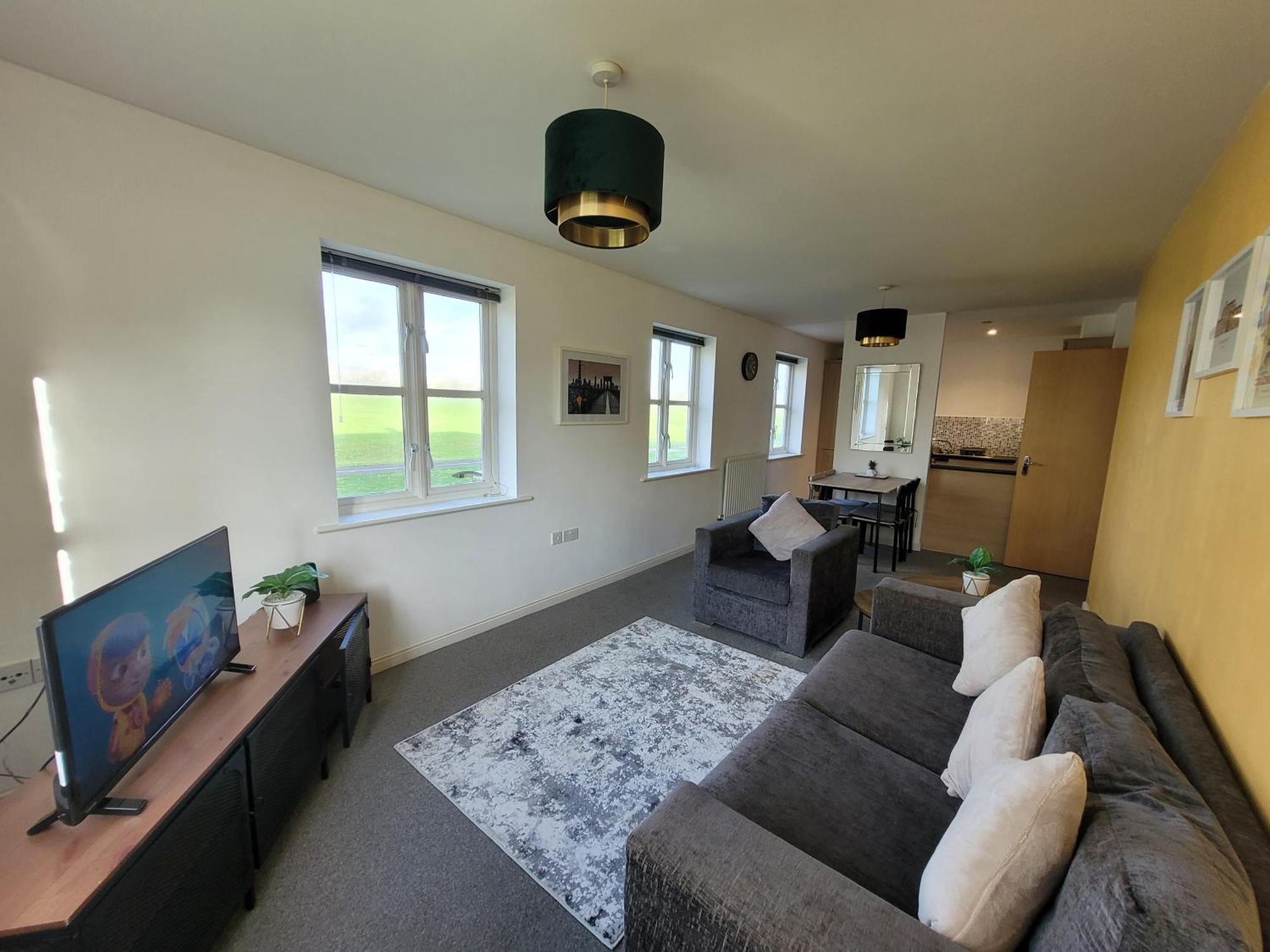 Catchpole Stays Abbey Field Apartment- A Lovely 2 Bed Apartment With Field Views Near Colchester Town Centre ภายนอก รูปภาพ
