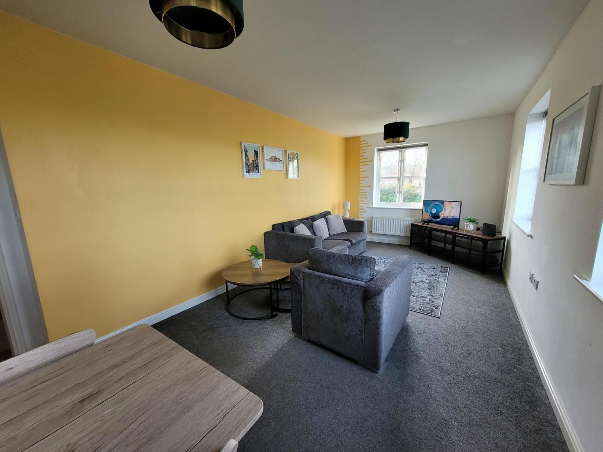 Catchpole Stays Abbey Field Apartment- A Lovely 2 Bed Apartment With Field Views Near Colchester Town Centre ภายนอก รูปภาพ