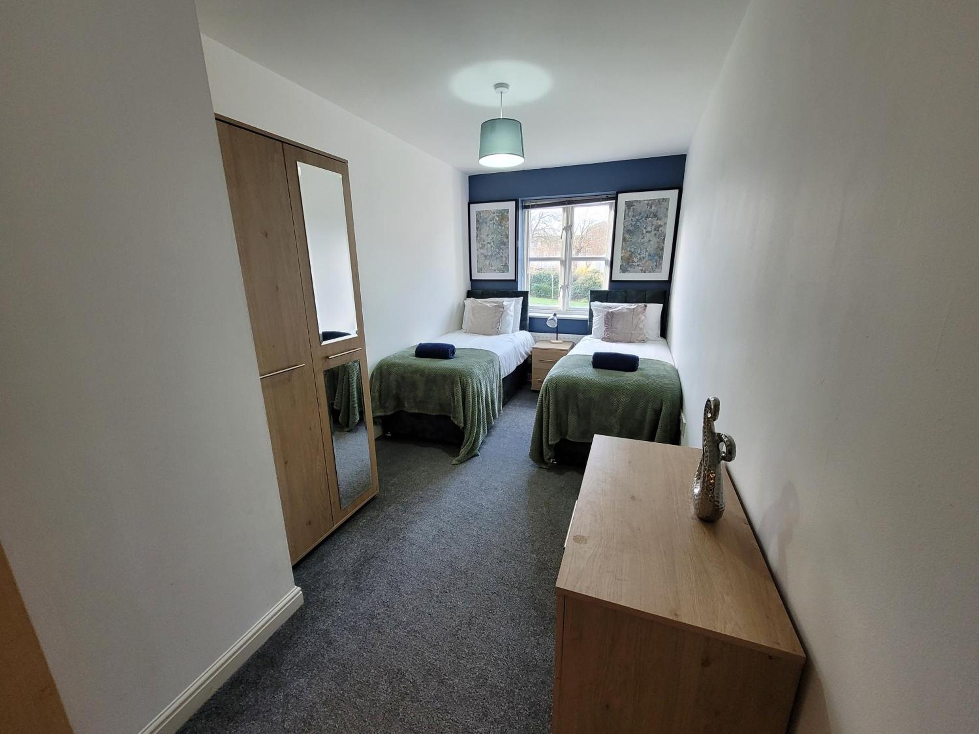 Catchpole Stays Abbey Field Apartment- A Lovely 2 Bed Apartment With Field Views Near Colchester Town Centre ภายนอก รูปภาพ